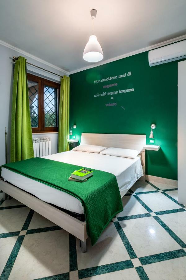 Il Bacio E La Nocciola Bed and Breakfast Labico Exteriör bild