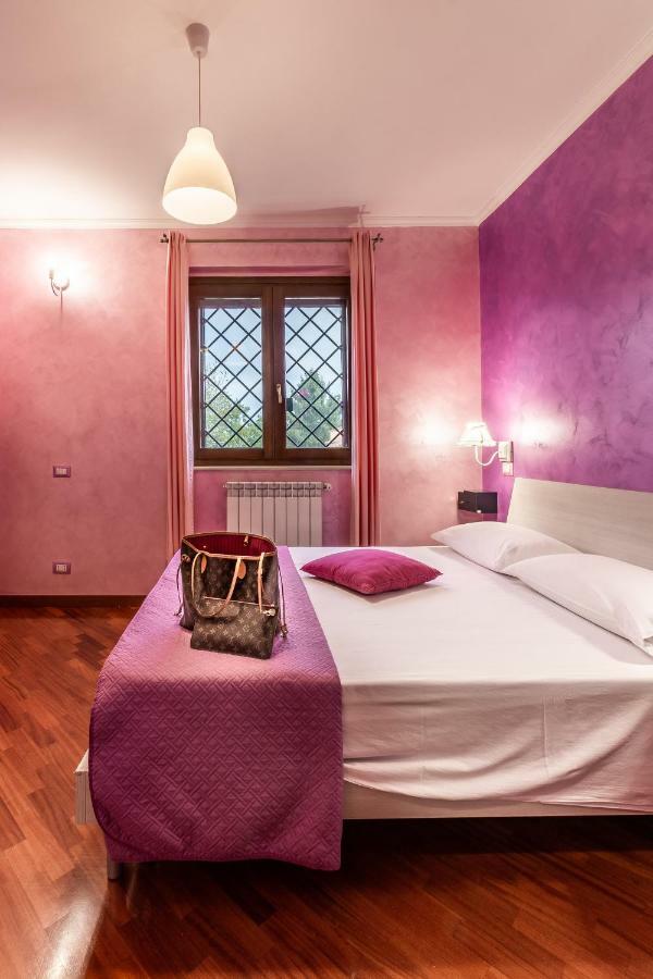 Il Bacio E La Nocciola Bed and Breakfast Labico Exteriör bild